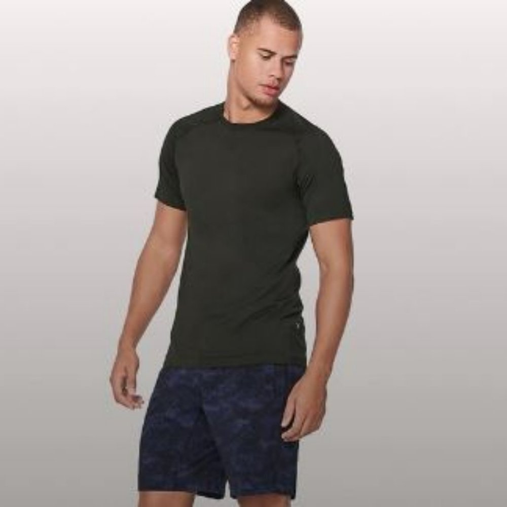 Lululemon Metal Vent Tech (Medium)